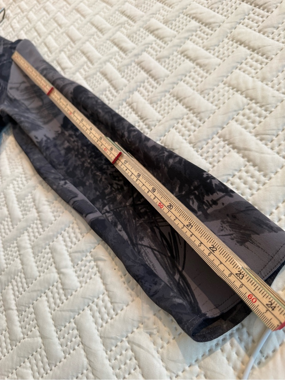 Babaton Gray & Black Scenic Print Silk Blouse - Picture 5 of 8